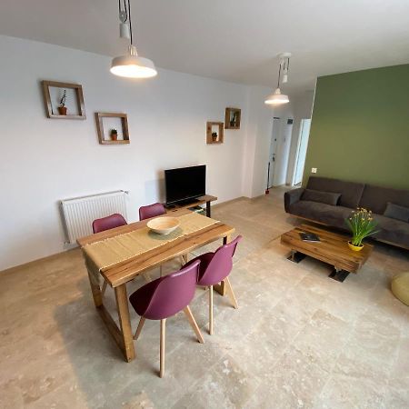 Helga'S Place Premium 1 Bedroom Condo Cluj-Napoca Eksteriør bilde