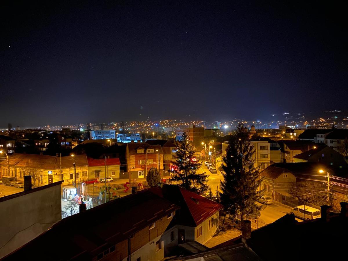 Helga'S Place Premium 1 Bedroom Condo Cluj-Napoca Eksteriør bilde