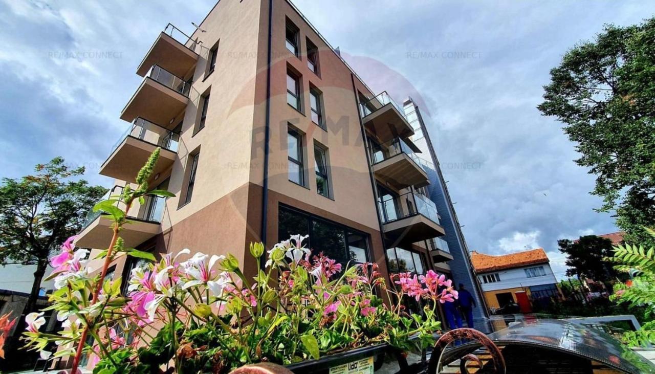 Helga'S Place Premium 1 Bedroom Condo Cluj-Napoca Eksteriør bilde