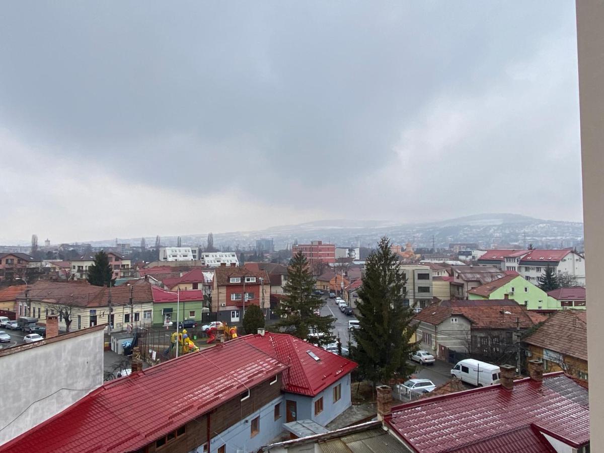 Helga'S Place Premium 1 Bedroom Condo Cluj-Napoca Eksteriør bilde